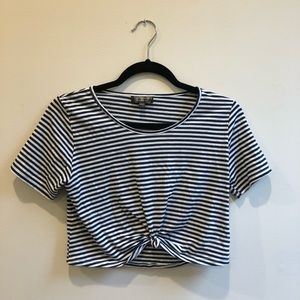 TOPSHOP - Blue and White Striped Cropped Top